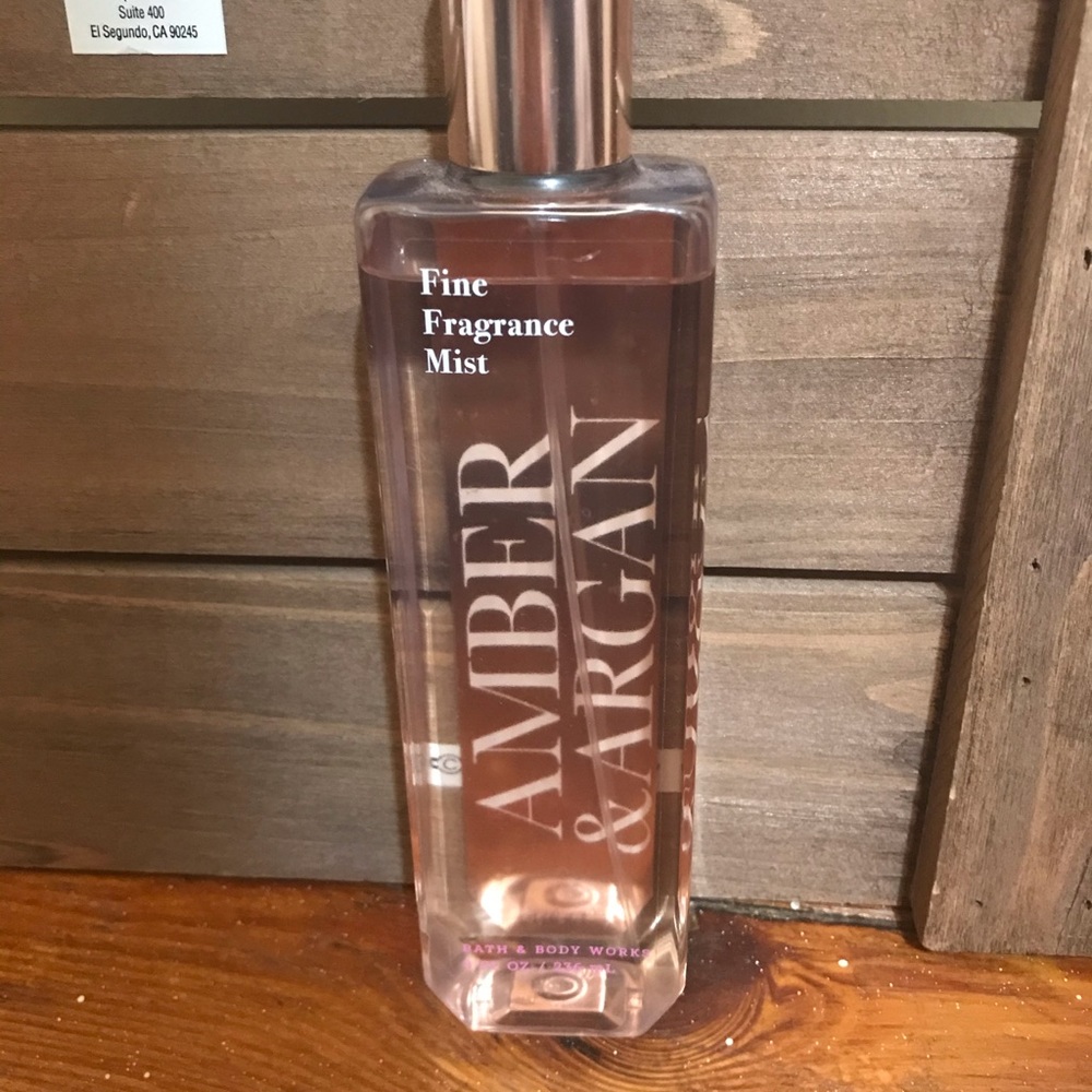 Amber and Argan body spray